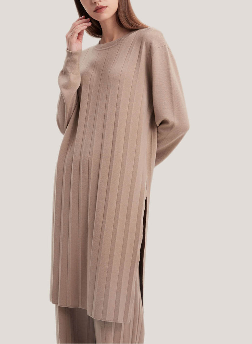 Mellow Split Pure Merino Wool Midi Top