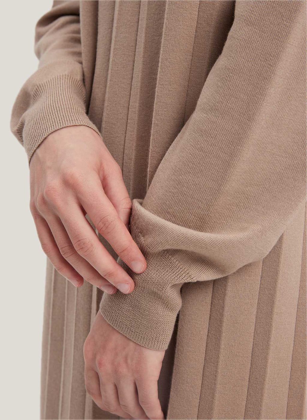 Mellow Split Pure Merino Wool Midi Top