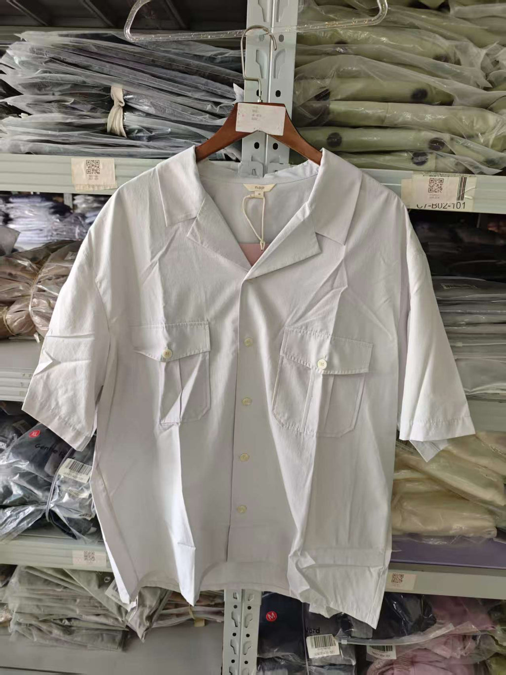 Patch Pocket Loose Shirt