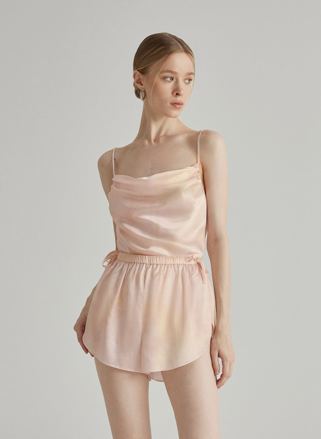 Soft Gradient Elastic Silk Shorts