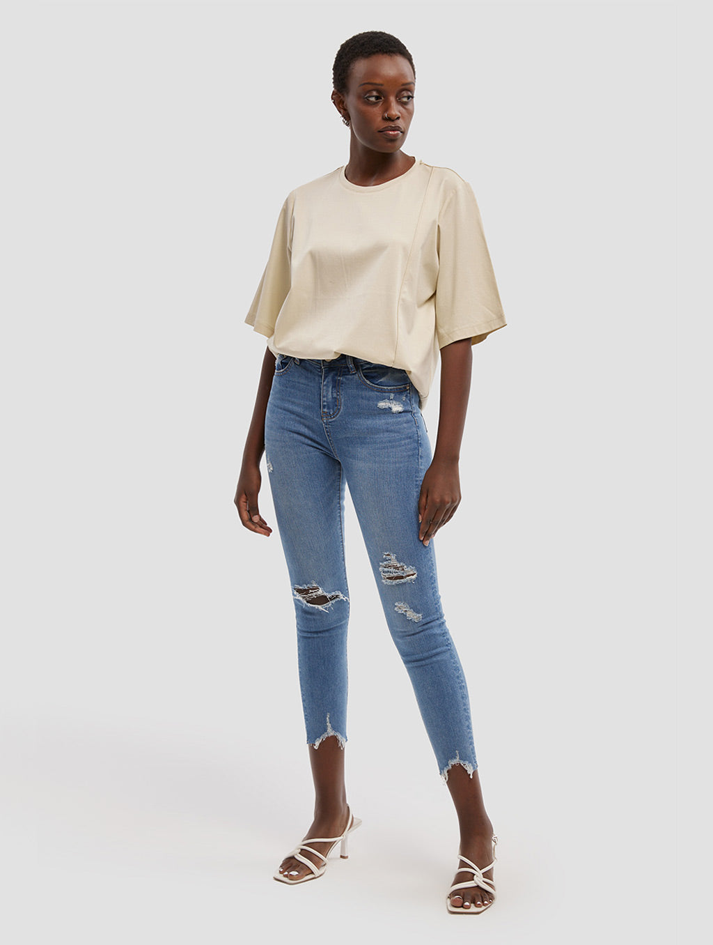 Cropped Frayed Skinny Jeans