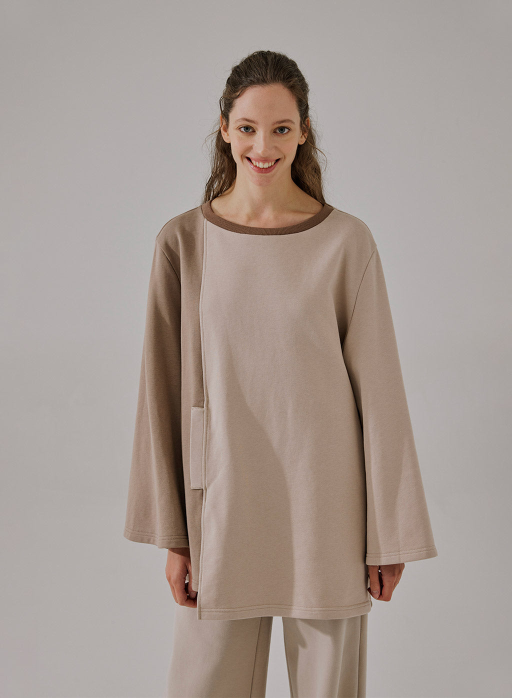 Asymmetric Round-Neck Sweatshirt