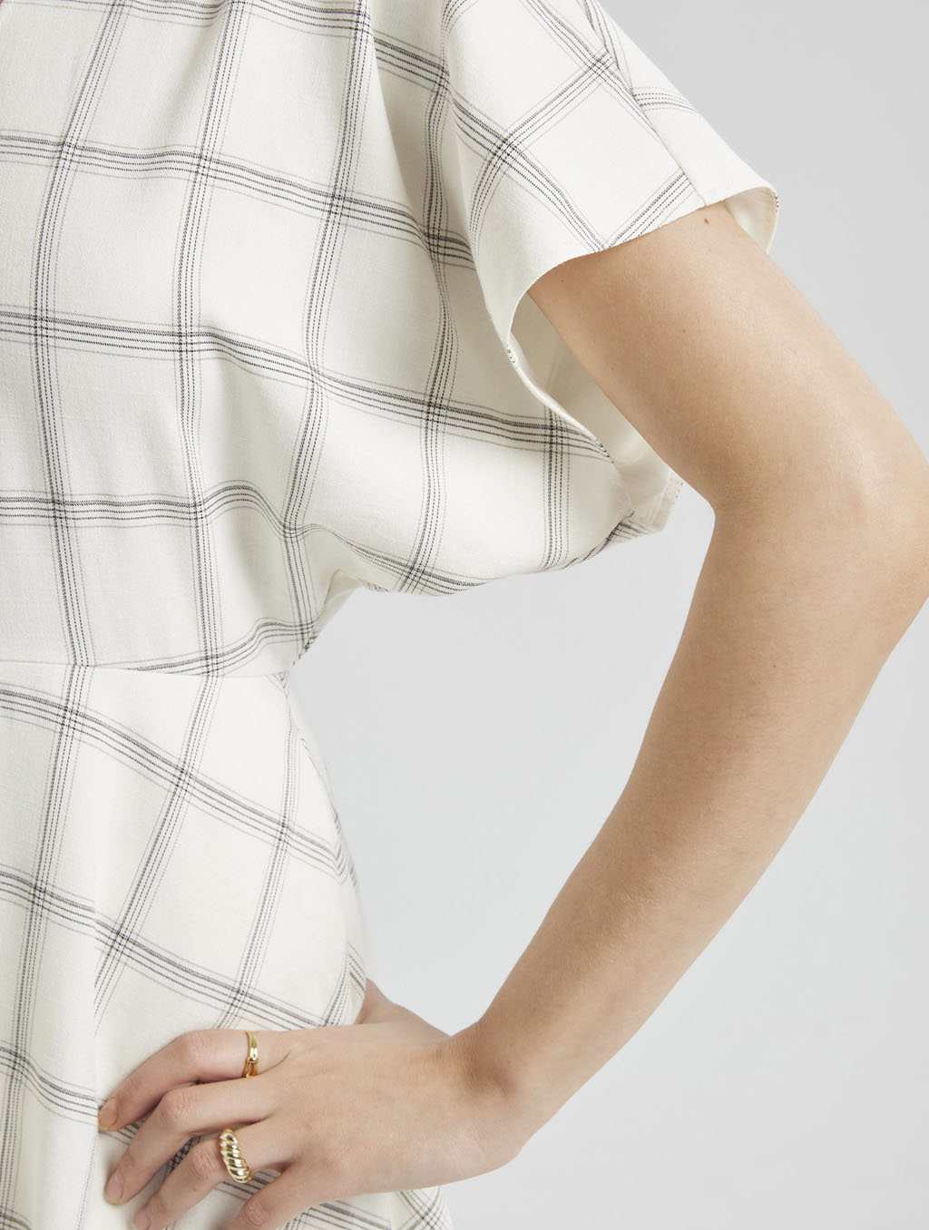 Checkered Short Sleeve Flared Dress