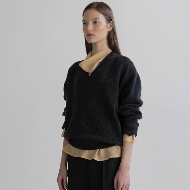 V-neck sweater women's 2025 spring and autumn new lazy wind gray wool blended knitted sweater women's clothing