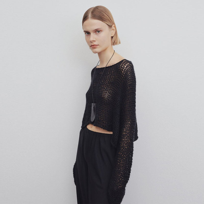 hollow blouse women's 2025 spring and summer casual solid color thin loose sunscreen super long-sleeved knitted sweater