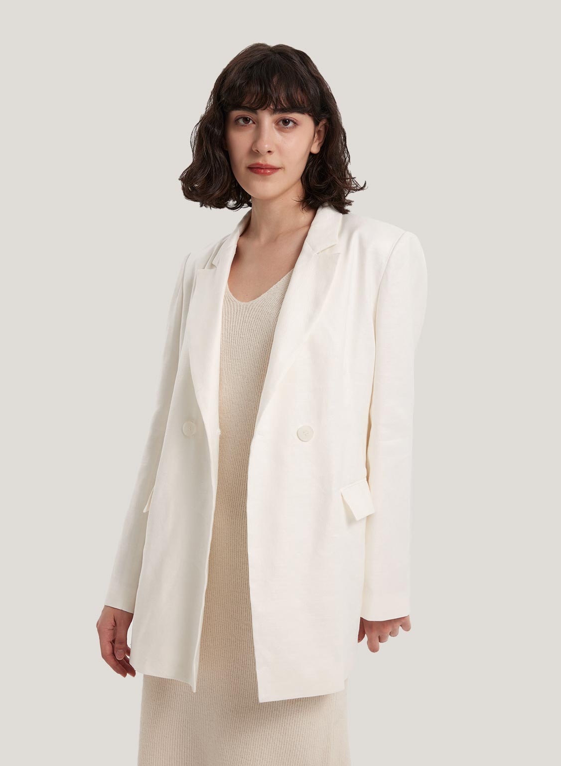 Tailored Linen-Blend Blazer